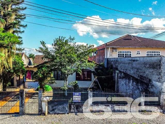Casa / Sobrado para Venda em Joinville/SC Boa Vista 1 Quartos