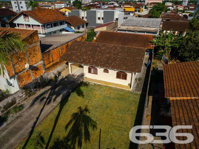 Casa / Sobrado para Venda em Joinville/SC Boa Vista 2 Quartos