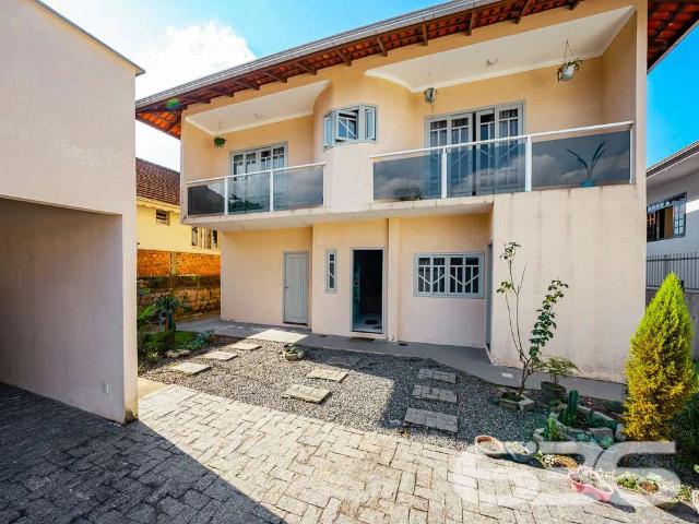 Casa / Sobrado para Venda em Joinville/SC Boa Vista 7 Quartos