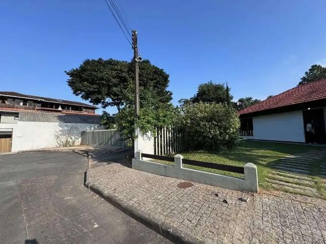 Casa / Sobrado para Venda em Joinville/SC Boa Vista 4 Quartos
