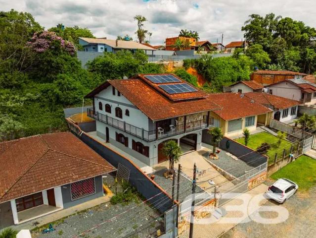 Casa / Sobrado para Venda em Joinville/SC Boehmerwald 4 Quartos