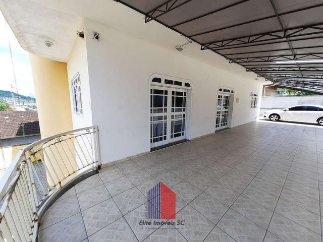 Casa / Sobrado para Venda em Joinville/SC Boehmerwald 5 Quartos