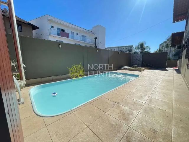 Casa / Sobrado para Venda em Joinville/SC Boehmerwald 6 Quartos