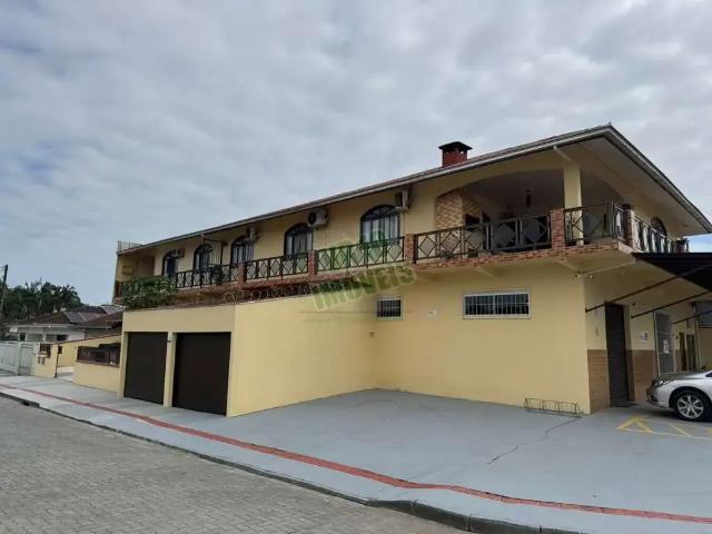 Casa / Sobrado para Venda em Joinville/SC Boehmerwald 3 Quartos