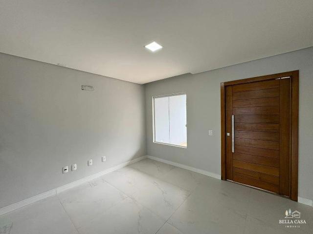 Casa / Sobrado para Venda em Joinville/SC Bucarein 3 Quartos