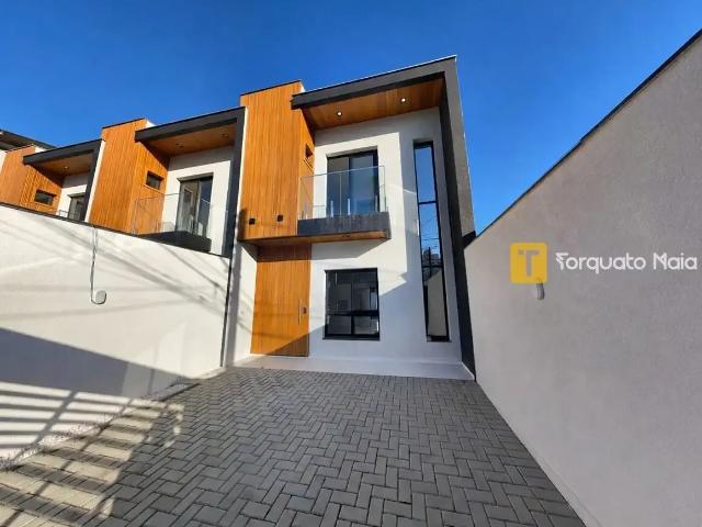 Casa / Sobrado para Venda em Joinville/SC Bucarein 3 Quartos