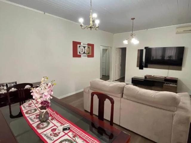 Casa / Sobrado para Venda em Joinville/SC Bucarein 3 Quartos