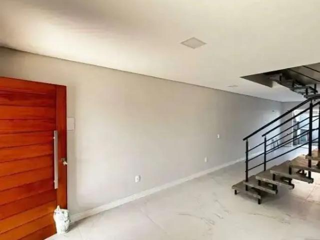 Casa / Sobrado para Venda em Joinville/SC Bucarein 3 Quartos