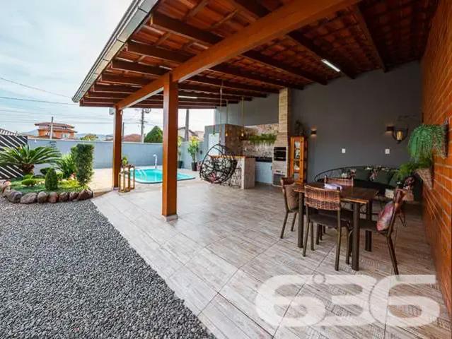 Casa / Sobrado para Venda em Joinville/SC Comasa 3 Quartos