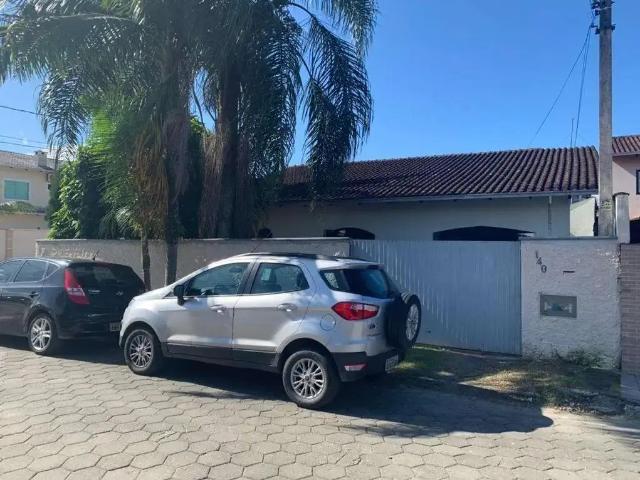 Casa / Sobrado para Venda em Joinville/SC Comasa 3 Quartos