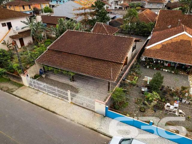 Casa / Sobrado para Venda em Joinville/SC Comasa 3 Quartos