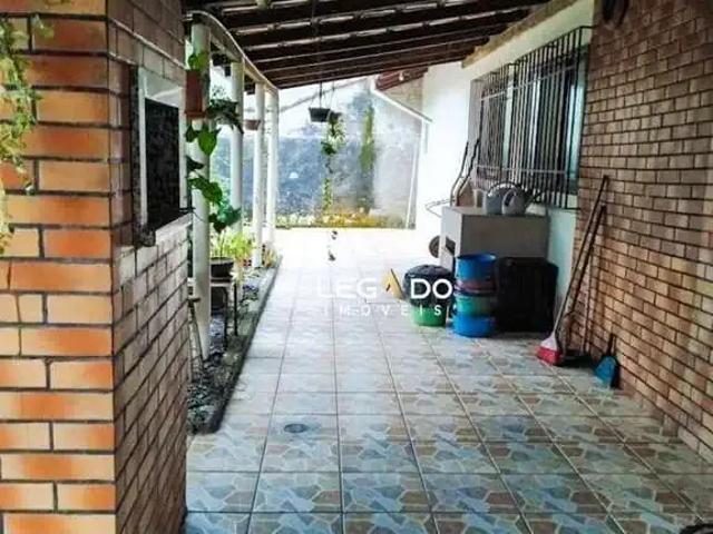 Casa / Sobrado para Venda em Joinville/SC Comasa 3 Quartos