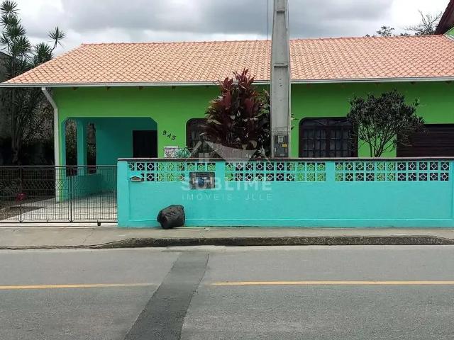 Casa / Sobrado para Venda em Joinville/SC Comasa 3 Quartos