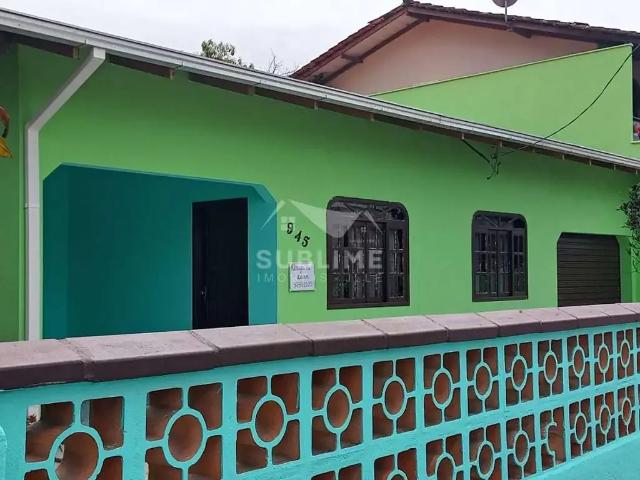 Casa / Sobrado para Venda em Joinville/SC Comasa 3 Quartos