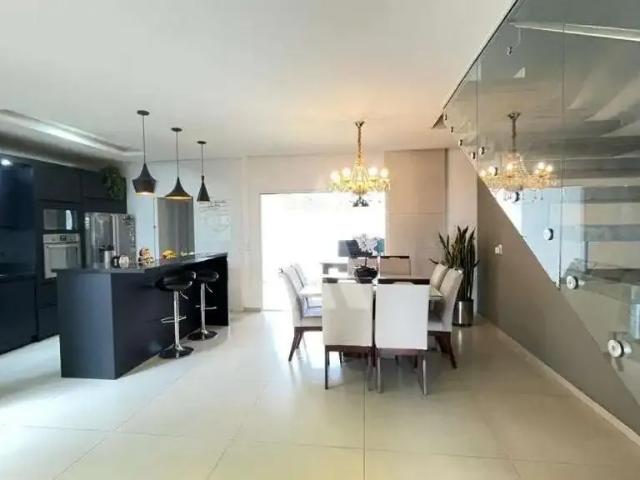 Casa / Sobrado para Venda em Joinville/SC Comasa 3 Quartos