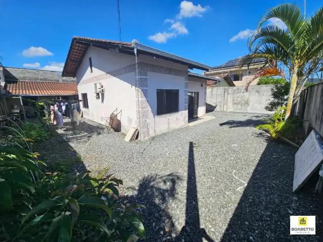 Casa / Sobrado para Venda em Joinville/SC Comasa 2 Quartos