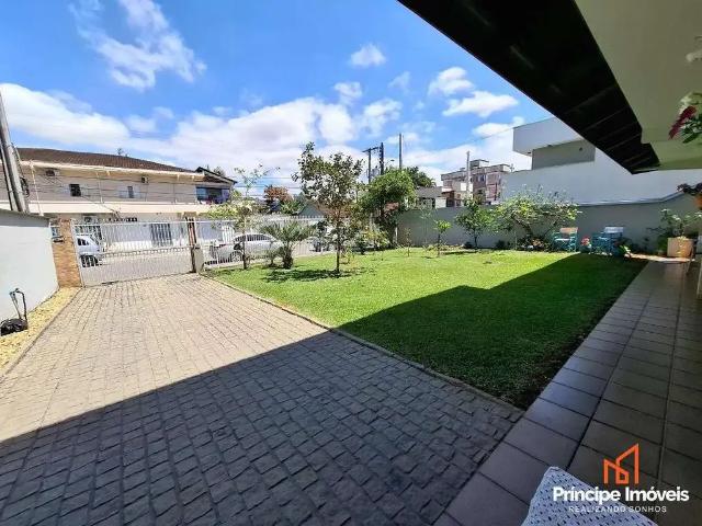 Casa / Sobrado para Venda em Joinville/SC Comasa 5 Quartos