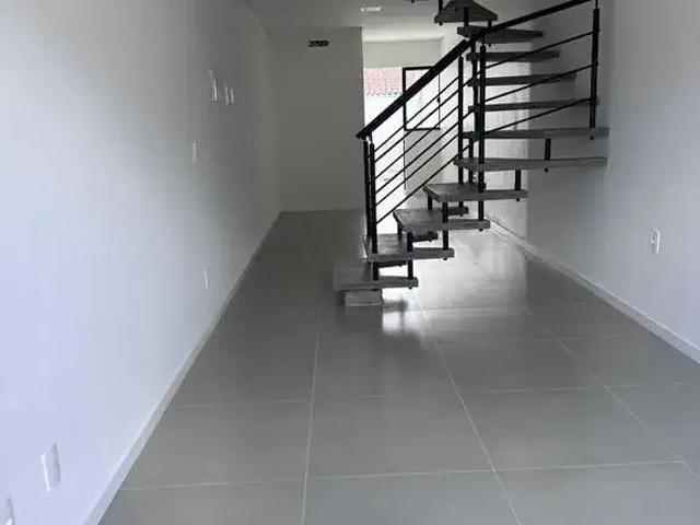 Casa / Sobrado para Venda em Joinville/SC Costa e Silva 2 Quartos