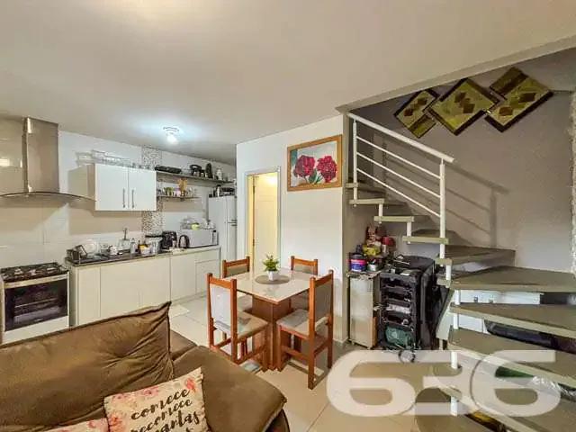 Casa / Sobrado para Venda em Joinville/SC Costa e Silva 2 Quartos