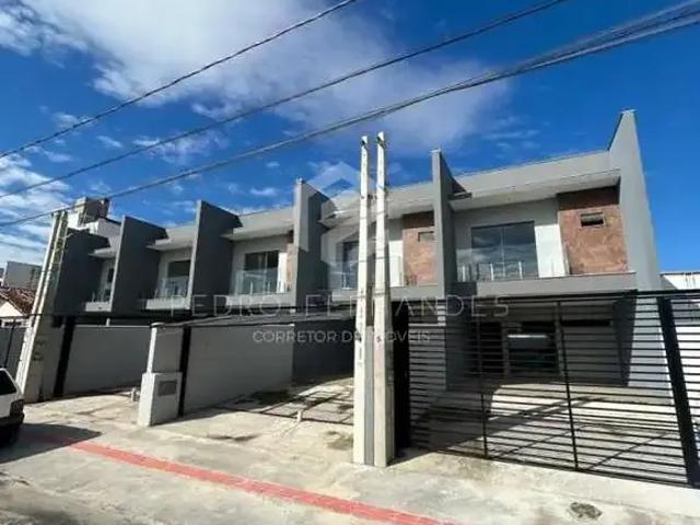 Casa / Sobrado para Venda em Joinville/SC Costa e Silva 3 Quartos