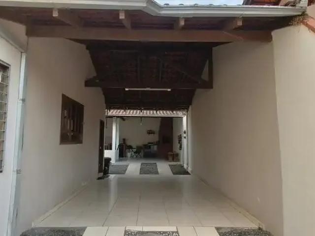 Casa / Sobrado para Venda em Joinville/SC Costa e Silva 3 Quartos