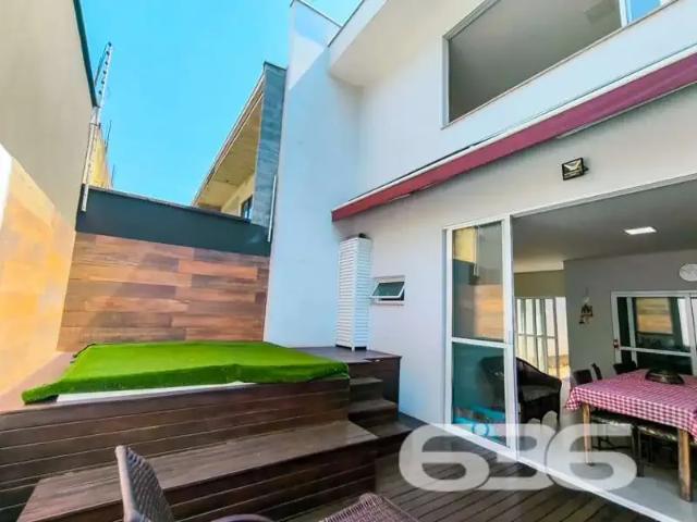 Casa / Sobrado para Venda em Joinville/SC Costa e Silva 3 Quartos