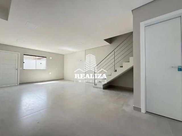 Casa / Sobrado para Venda em Joinville/SC Costa e Silva 3 Quartos