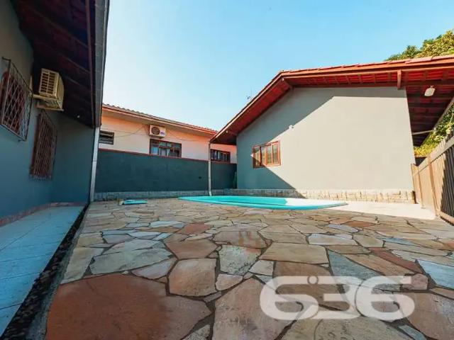 Casa / Sobrado para Venda em Joinville/SC Costa e Silva 3 Quartos