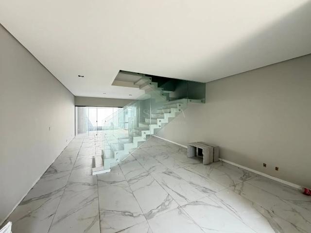 Casa / Sobrado para Venda em Joinville/SC Costa e Silva 3 Quartos