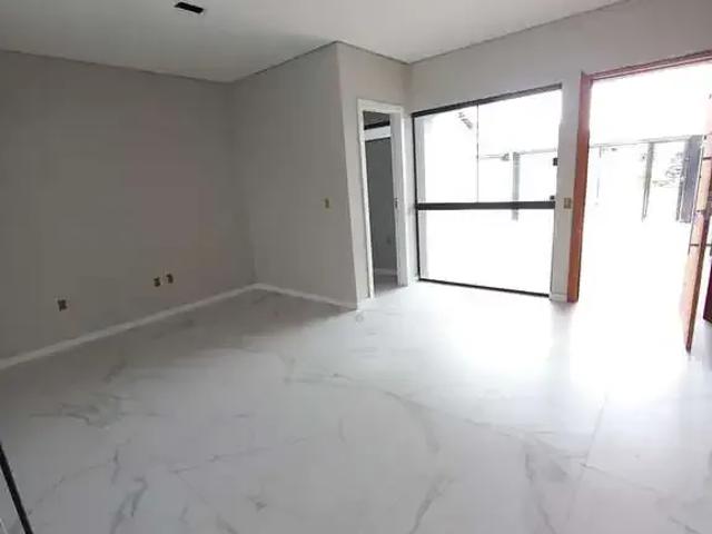 Casa / Sobrado para Venda em Joinville/SC Costa e Silva 3 Quartos