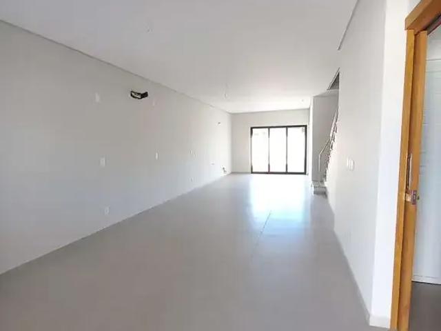 Casa / Sobrado para Venda em Joinville/SC Costa e Silva 3 Quartos