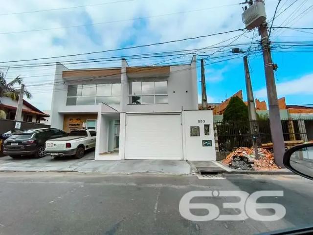 Casa / Sobrado para Venda em Joinville/SC Costa e Silva 3 Quartos