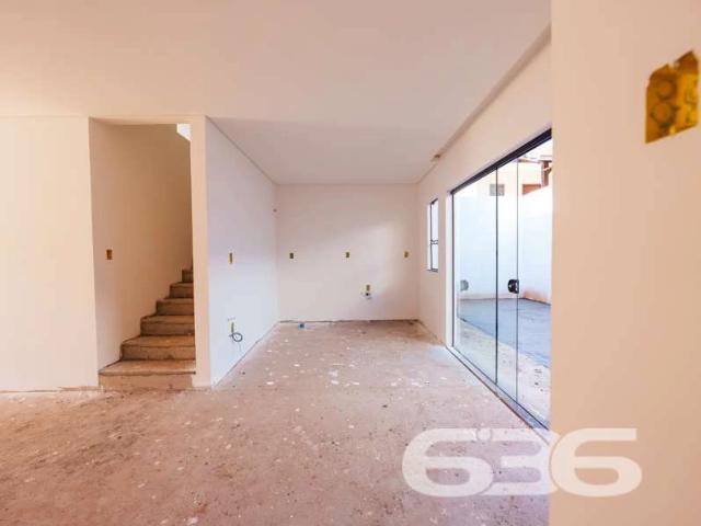 Casa / Sobrado para Venda em Joinville/SC Costa e Silva 3 Quartos