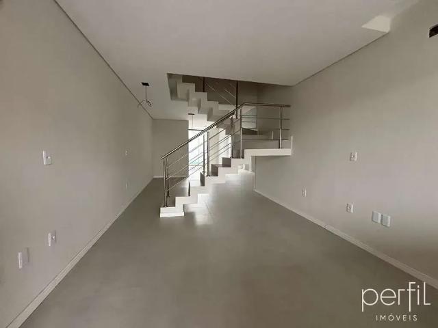 Casa / Sobrado para Venda em Joinville/SC Costa e Silva 3 Quartos