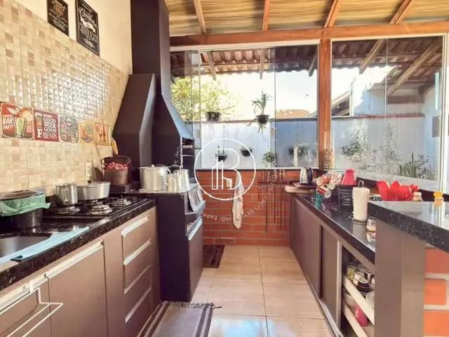 Casa / Sobrado para Venda em Joinville/SC Costa e Silva 3 Quartos