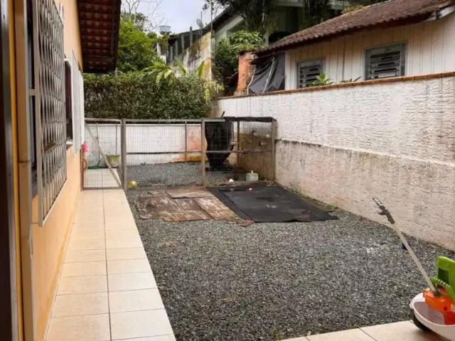 Casa / Sobrado para Venda em Joinville/SC Costa e Silva 3 Quartos