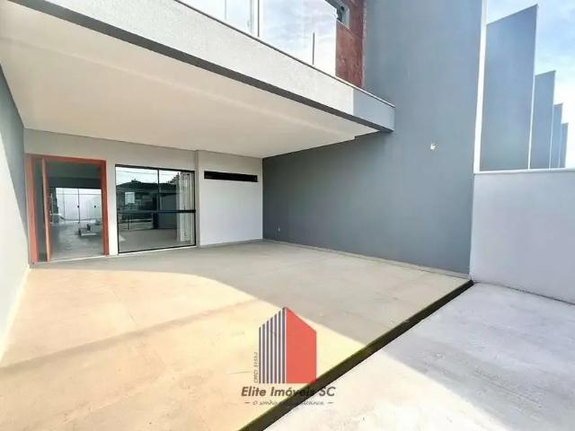 Casa / Sobrado para Venda em Joinville/SC Costa e Silva 3 Quartos