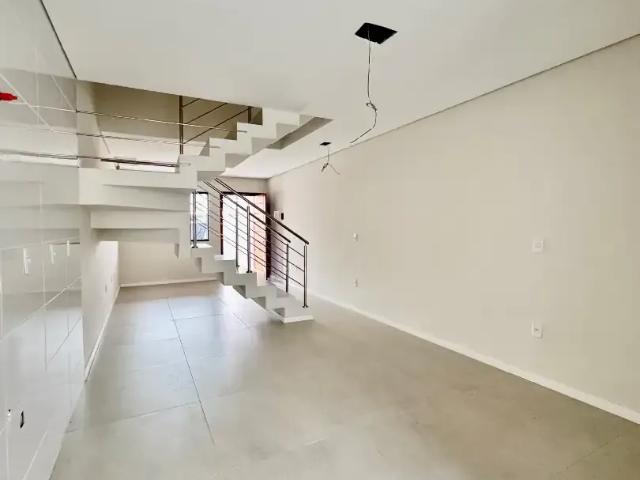 Casa / Sobrado para Venda em Joinville/SC Costa e Silva 3 Quartos