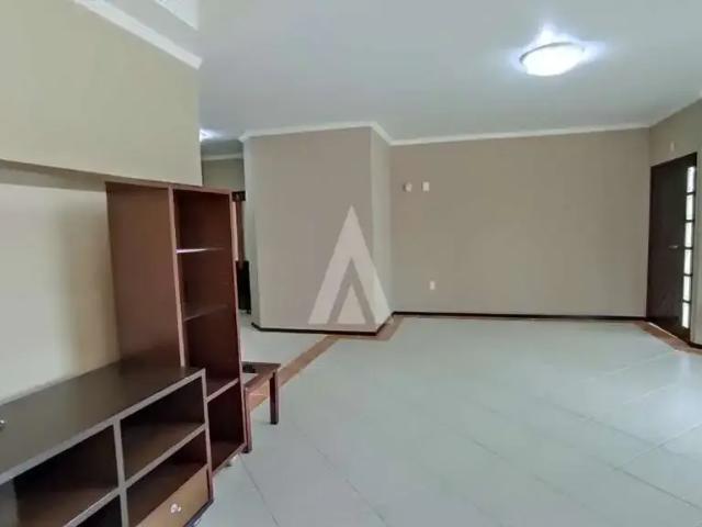 Casa / Sobrado para Venda em Joinville/SC Costa e Silva 4 Quartos