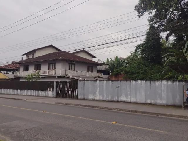 Casa / Sobrado para Venda em Joinville/SC Costa e Silva 7 Quartos