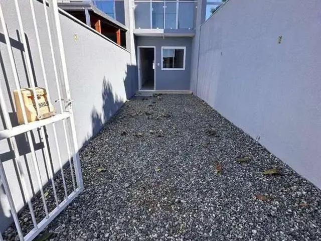 Casa / Sobrado para Venda em Joinville/SC Espinheiros 2 Quartos