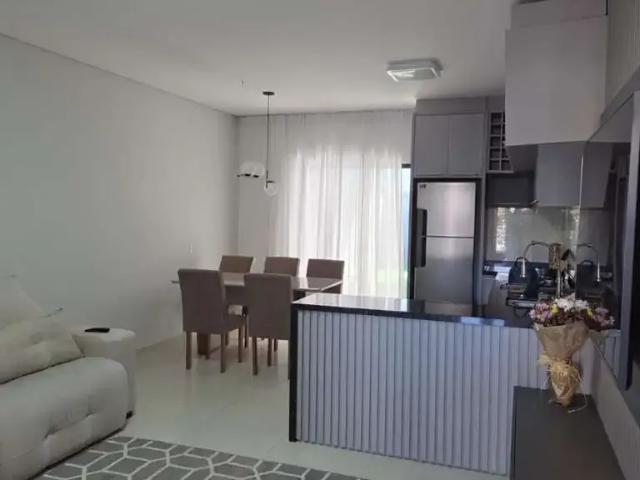 Casa / Sobrado para Venda em Joinville/SC Espinheiros 3 Quartos