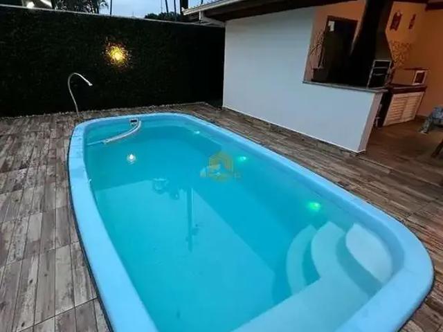 Casa / Sobrado para Venda em Joinville/SC Fátima 3 Quartos
