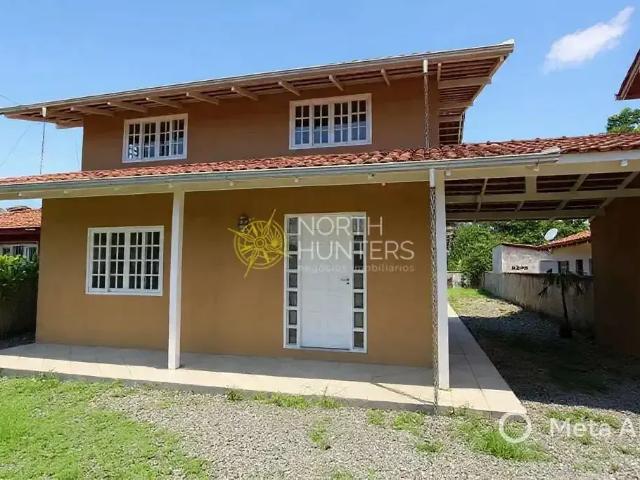 Casa / Sobrado para Venda em Joinville/SC Fátima 3 Quartos