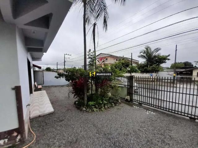 Casa / Sobrado para Venda em Joinville/SC Fátima 2 Quartos