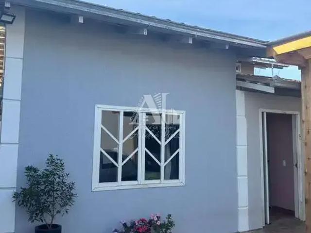 Casa / Sobrado para Venda em Joinville/SC Fátima 4 Quartos