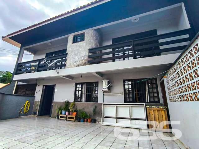 Casa / Sobrado para Venda em Joinville/SC Floresta 7 Quartos