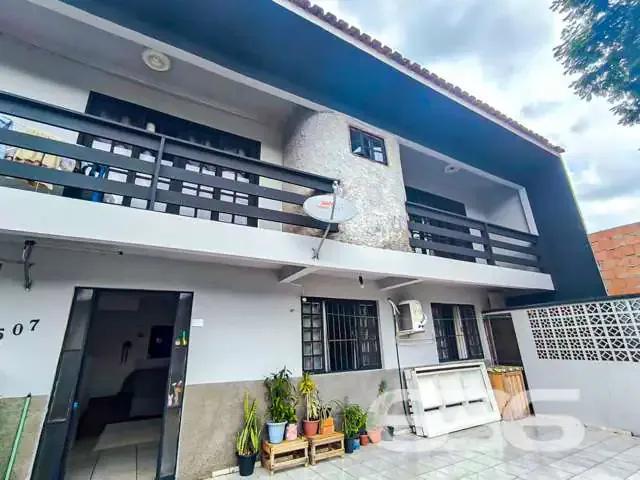 Casa / Sobrado para Venda em Joinville/SC Floresta 7 Quartos