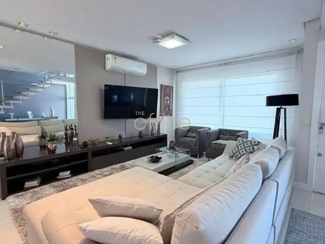 Casa / Sobrado para Venda em Joinville/SC Floresta 1 Quartos