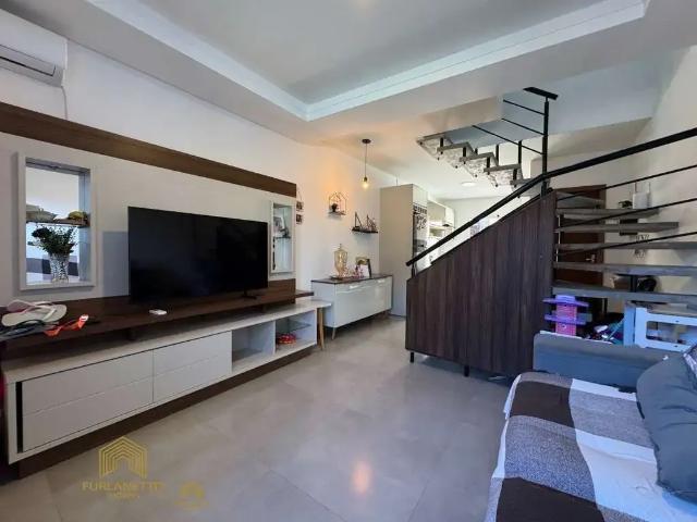 Casa / Sobrado para Venda em Joinville/SC Floresta 2 Quartos